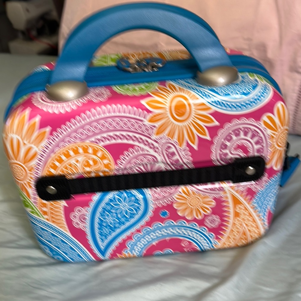 Heys Vibrant Paisley Print Hardshell Makeup Bag - Picture 2 of 8
